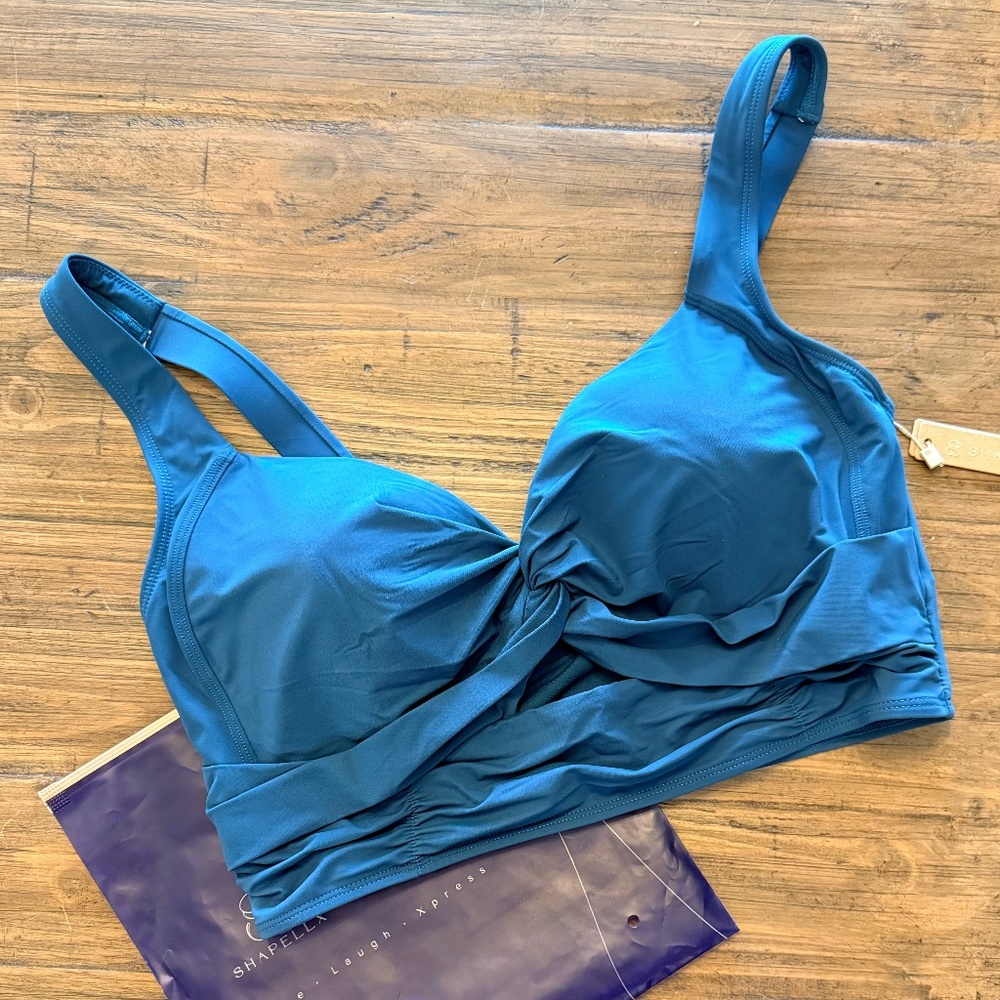 Smart Sculpt™ Twist-Front Bikini Top & High-Waisted Bottom Set